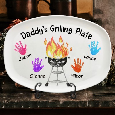 Personalized BBQ Daddy's Grilling Plate with Handprint and Kids Name Father's Day Gift