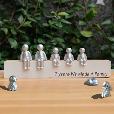 Personalized 7 Years We Made A Family Sculpture Figurines Anniversary Gift 