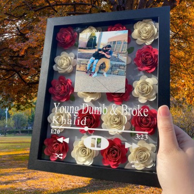 Personalized Couples Song Cover Flower Shadow Box Music Wall Display with QR Code Valentine's Day Anniversary Gift for Her