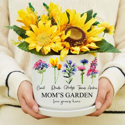 Personalized Mom's Garden Outdoor Birth Flower Pot with Kids Name Gift for Mother's Day