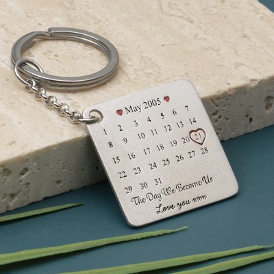 Personalized Calendar Special Date Keychain