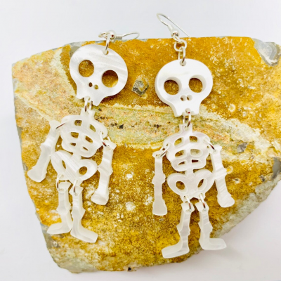 Wiggling White Skeleton Halloween Earrings