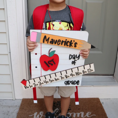 Personalized Interchangeable First Day/Last of School Photo Prop Back to School Sign for Kids