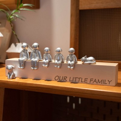 Personalized Sculpture Figurines Family Christmas Gift for Mom, Her