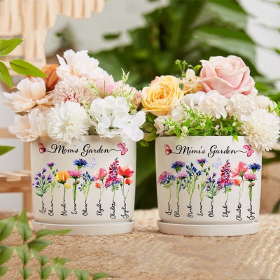 Custom Mom's Garden Birth Month Flower Outdoor Plant Pot with Kids Names Love Gifts for Mom Grandma Birthday Gifts